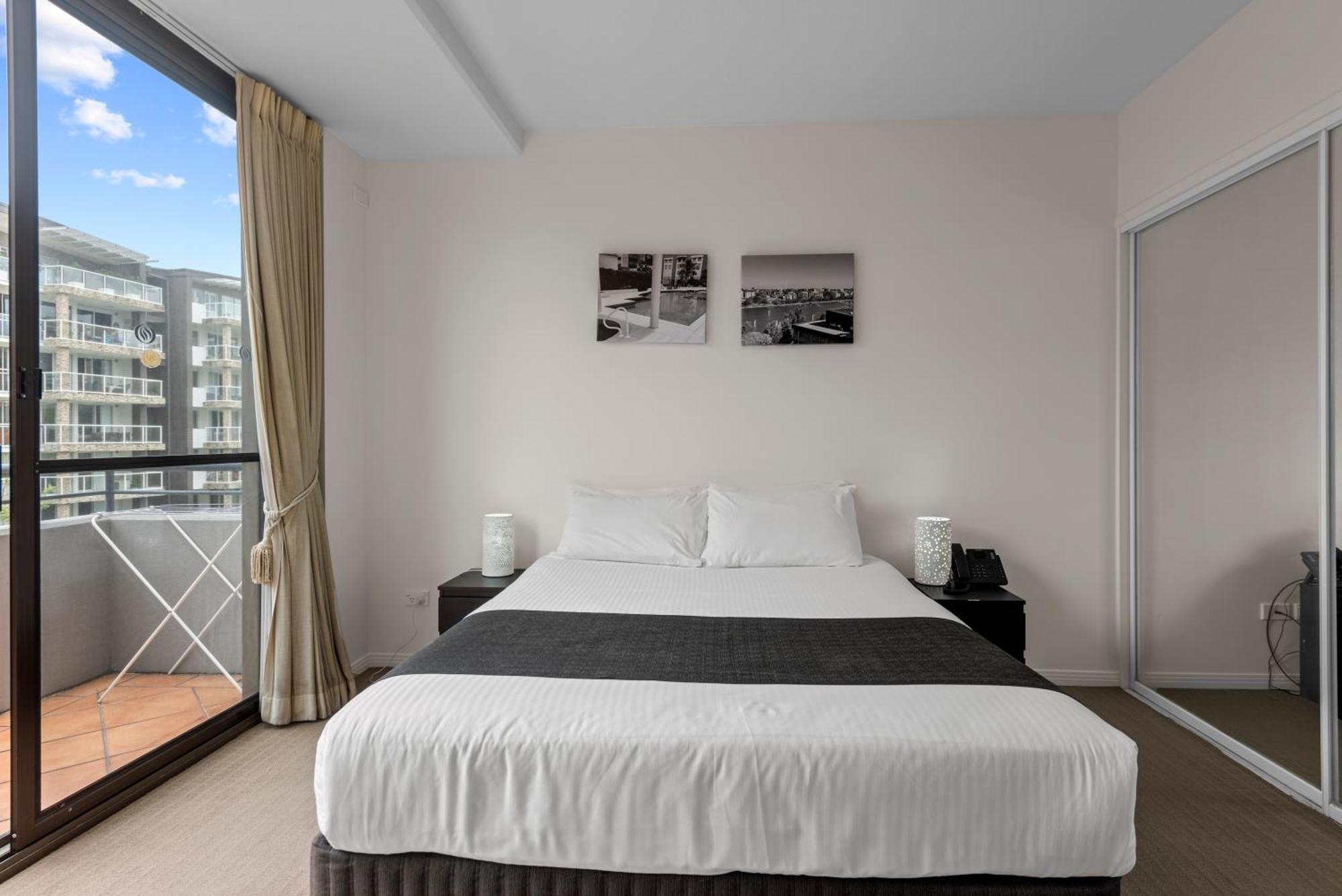 The Oasis Apartments Μπρίσμπεϊν Εξωτερικό φωτογραφία