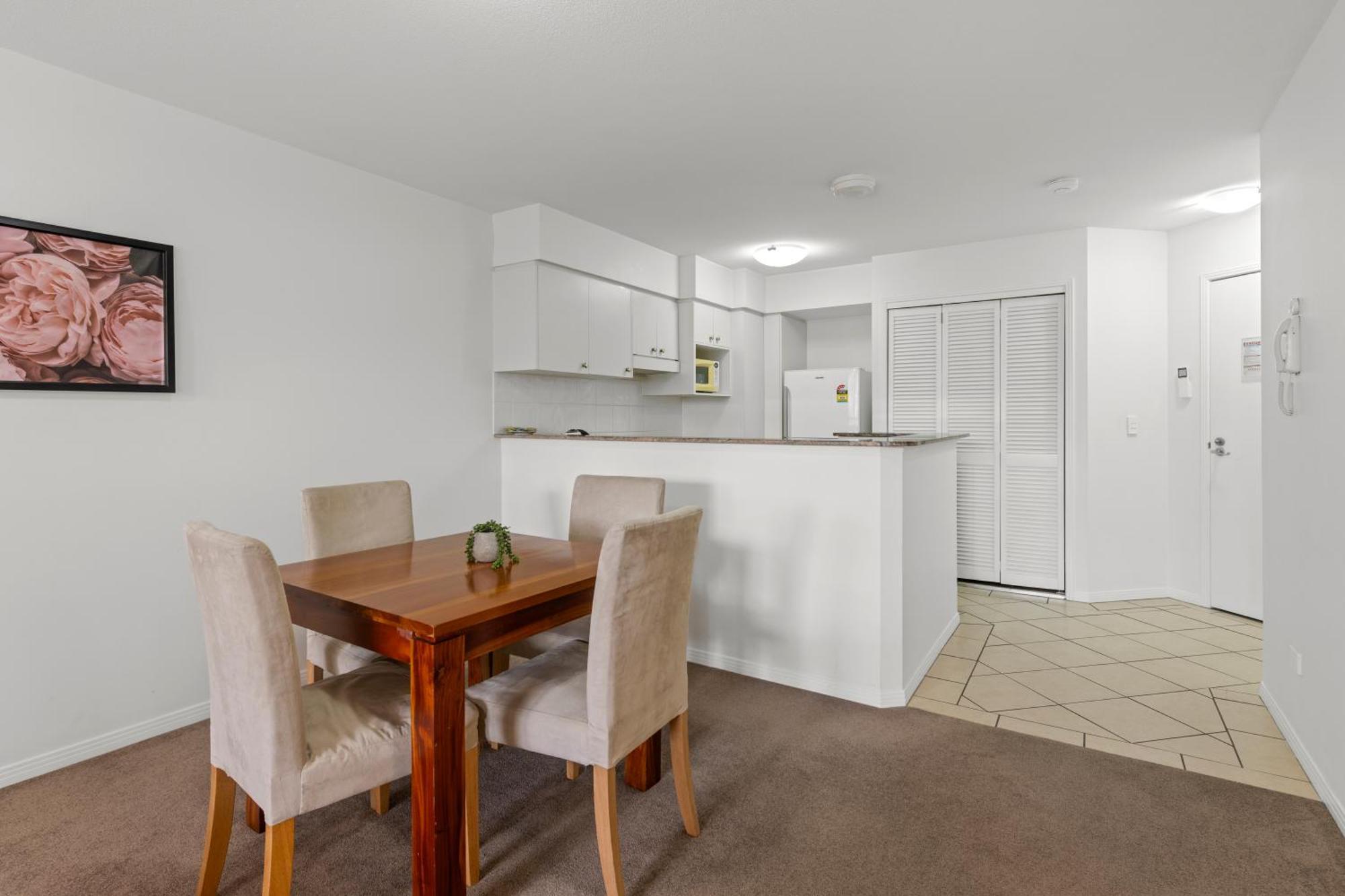 The Oasis Apartments Μπρίσμπεϊν Εξωτερικό φωτογραφία