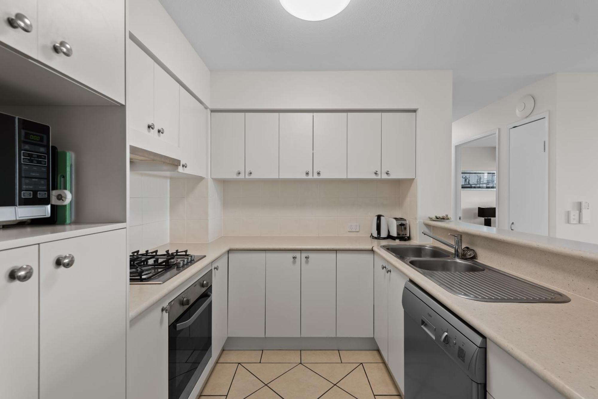 The Oasis Apartments Μπρίσμπεϊν Εξωτερικό φωτογραφία