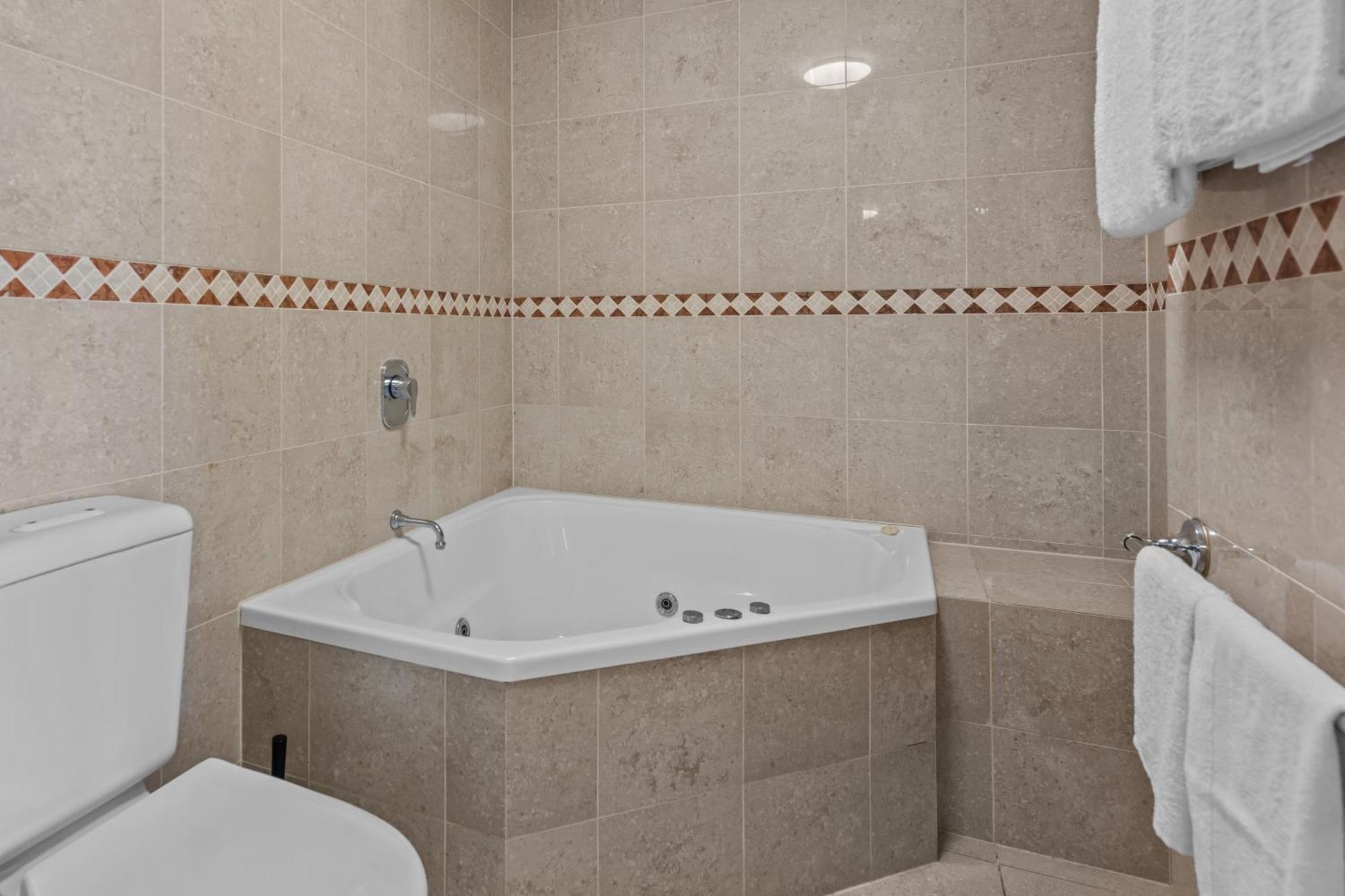 The Oasis Apartments Μπρίσμπεϊν Εξωτερικό φωτογραφία