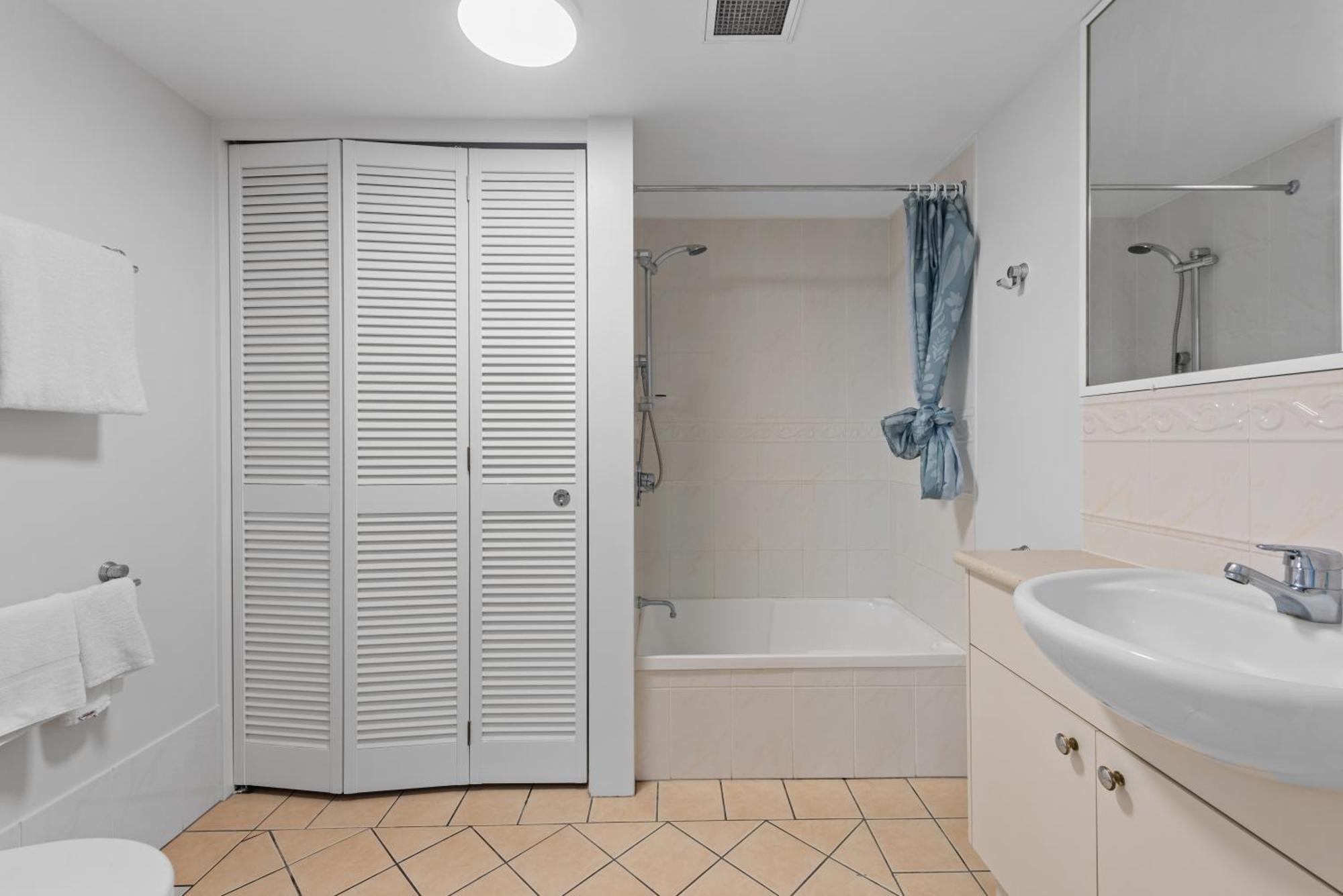The Oasis Apartments Μπρίσμπεϊν Εξωτερικό φωτογραφία